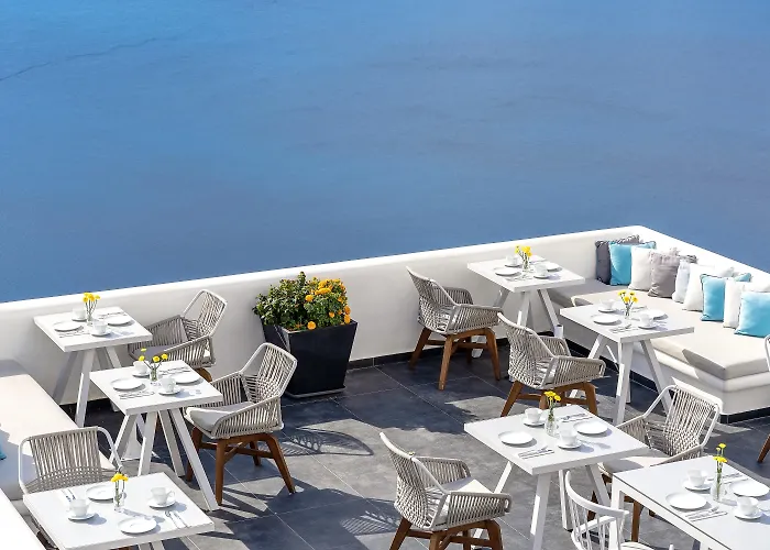 Firostefani hotels near Cablecar