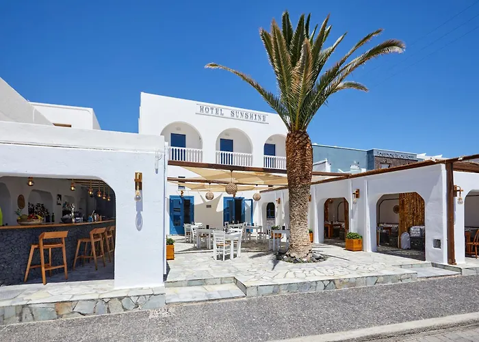 Kamari (Santorini) Cheap Hotels near Iglesia de Nuestra Señora de la O