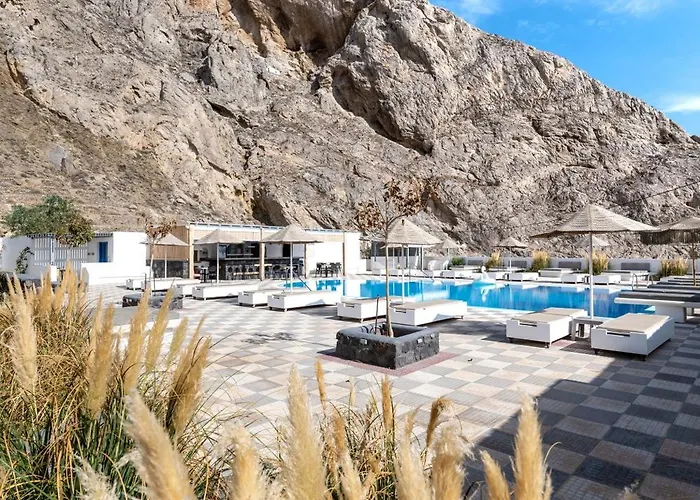 Perissa (Santorini) Hotels