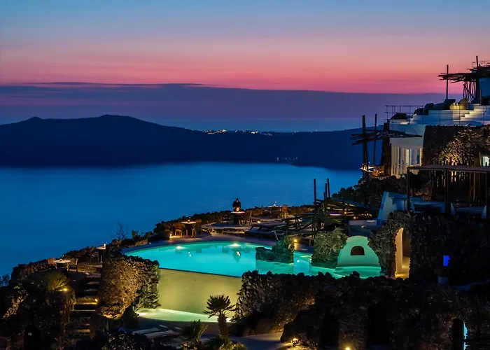 Imerovigli (Santorini) Dog Friendly Lodging and Hotels