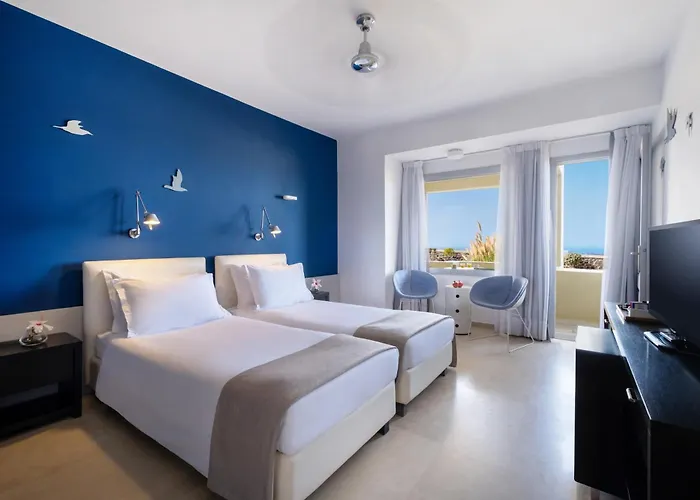 Fira (Santorini) hotels near Art Space